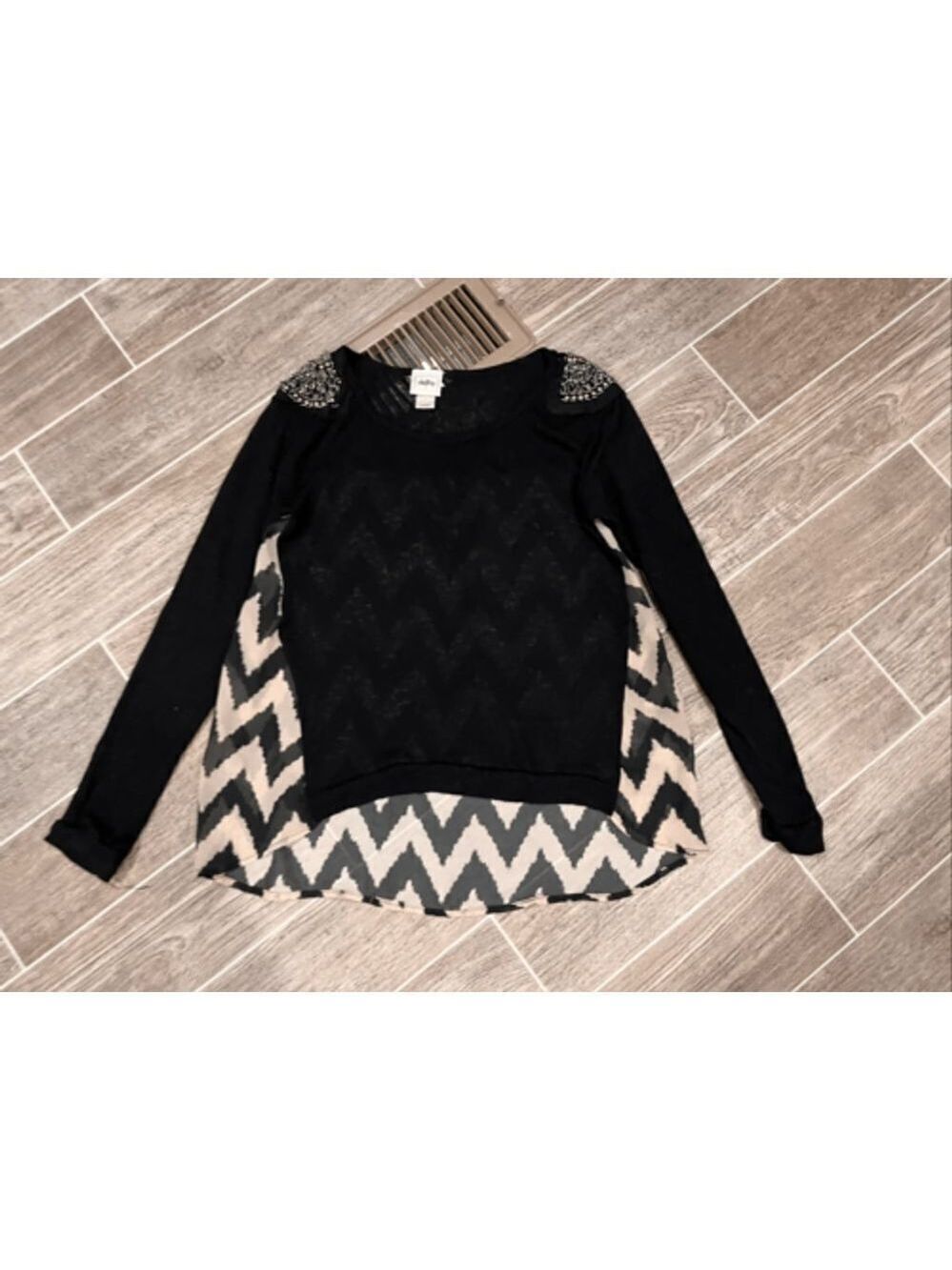 Striped Chevron? Oh Yes Daytrip shirt embellished Blacktan soft super Size Small